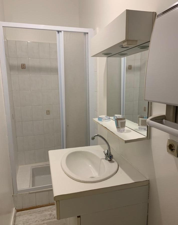Studio Meuble Gare Angers Kültér fotó